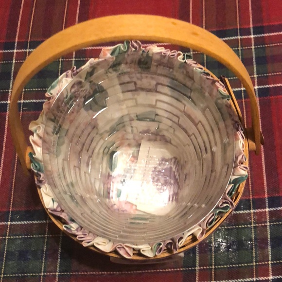 Longaberger Lilac Basket - Picture 2 of 6